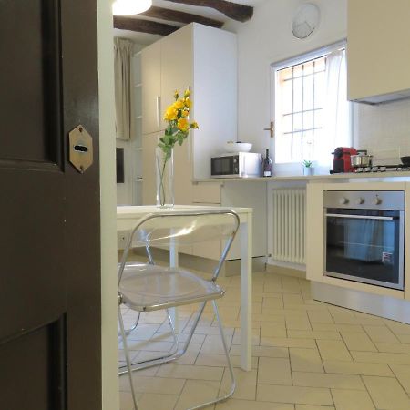 Seta Apartment Болоня Екстериор снимка