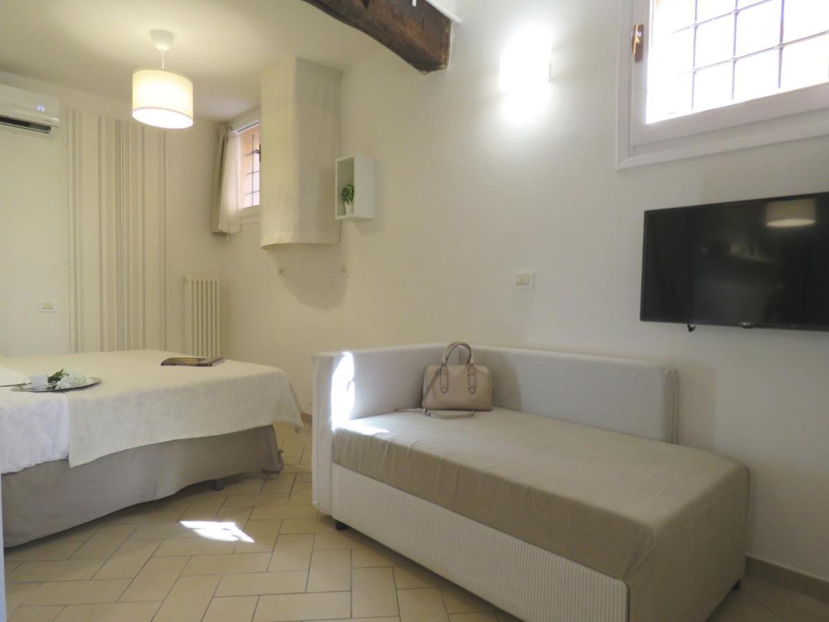 Seta Apartment Болоня Екстериор снимка